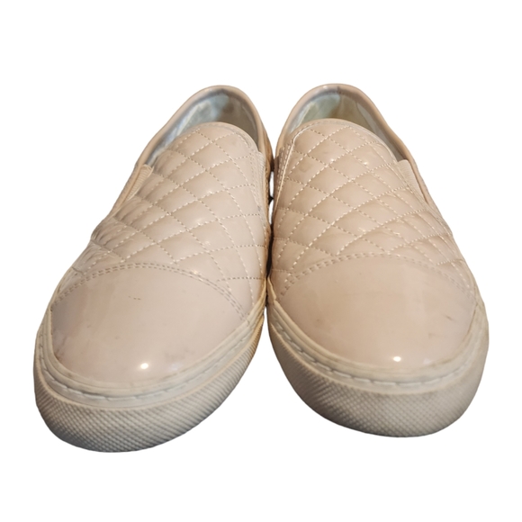 Geox Respira Cream Quilted Cap Toe Slip On Sneaker - Picture 2 of 8
